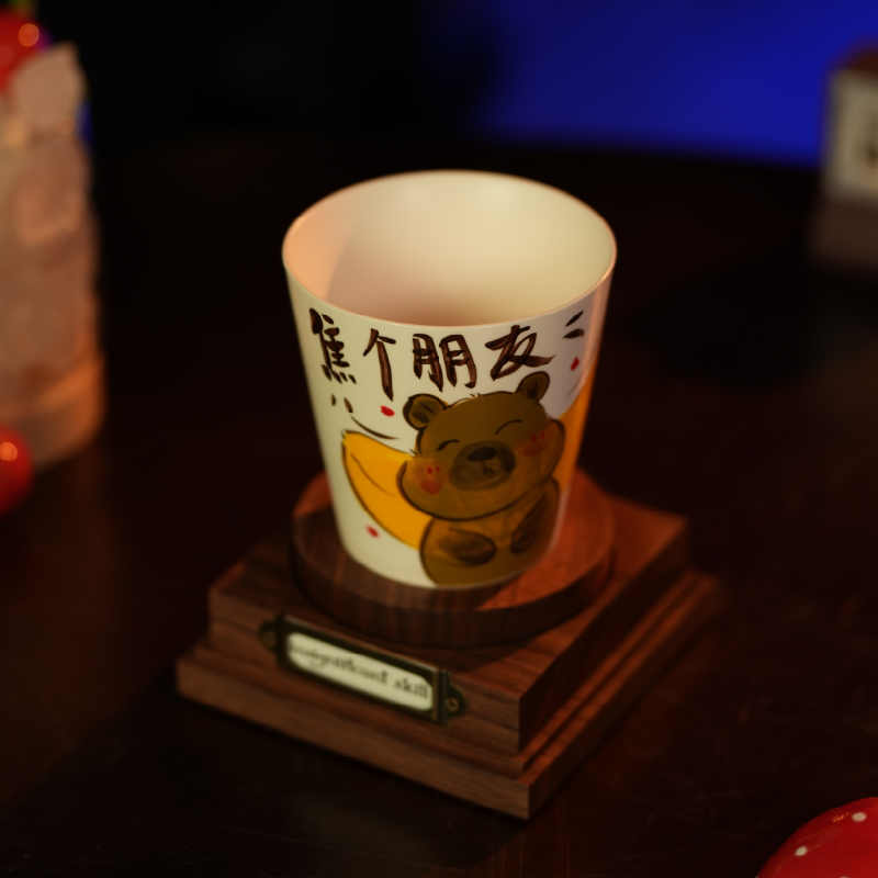 卡皮巴拉卡通手握杯