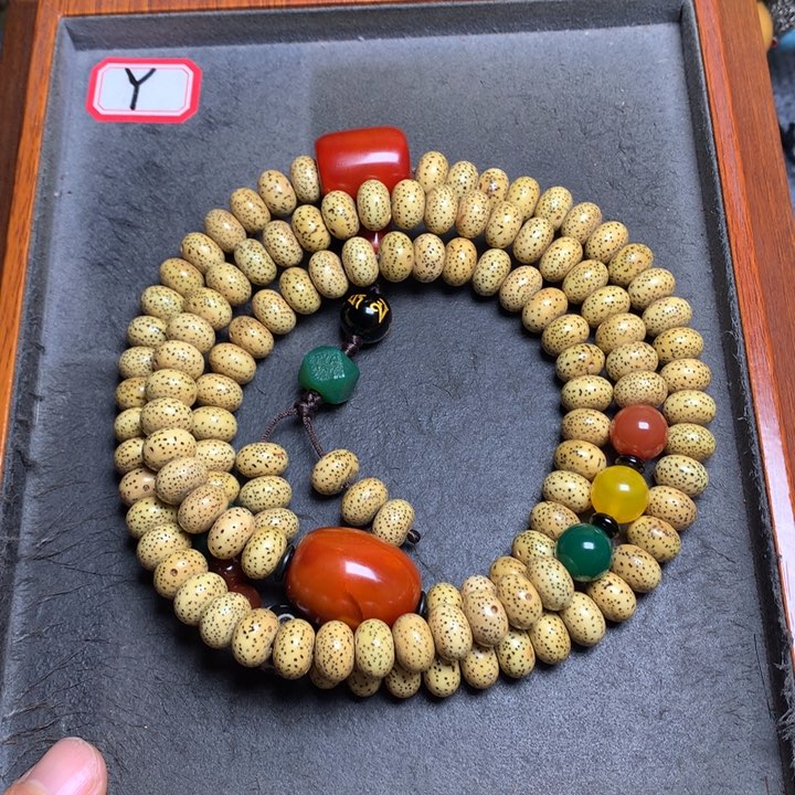 星月菩提吊坠菩提