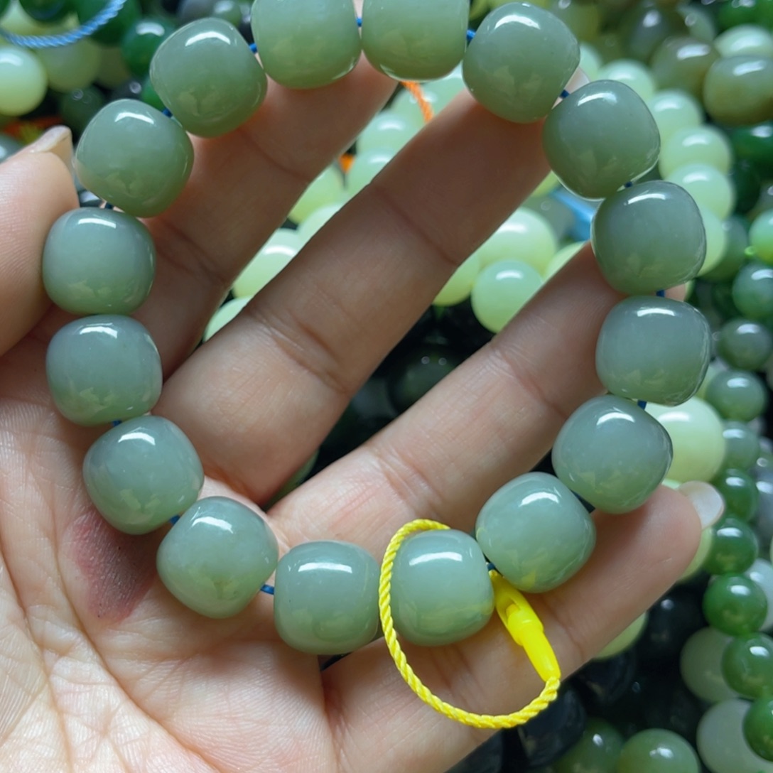 和田玉手链未镶嵌