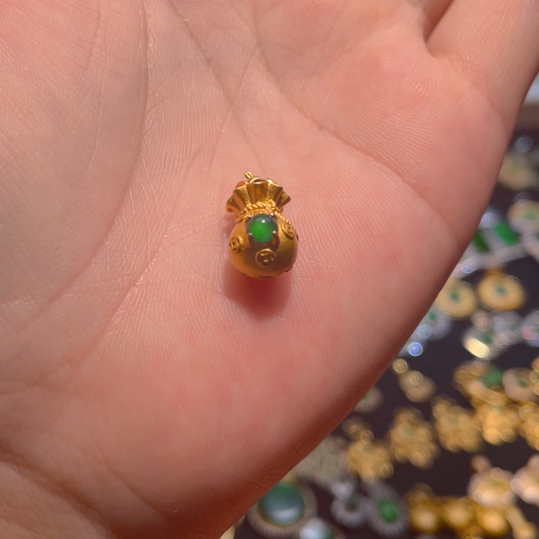 翡翠银S925镶嵌颈饰代代有福