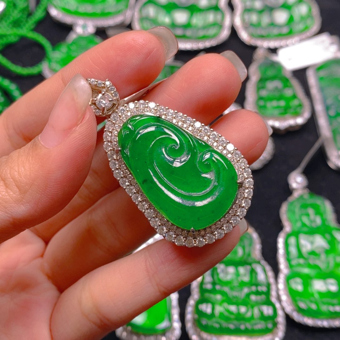 翡翠颈饰银S925镶嵌88888888888888