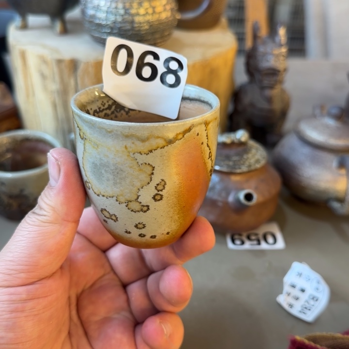 粗砂茶壶他来了！他来了！