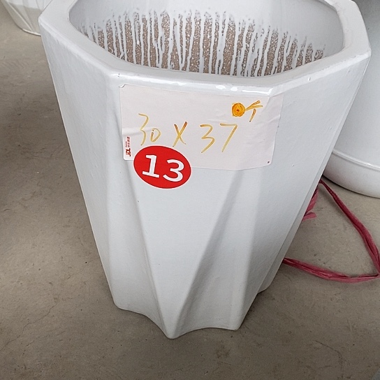 陶瓷花盆白八方大