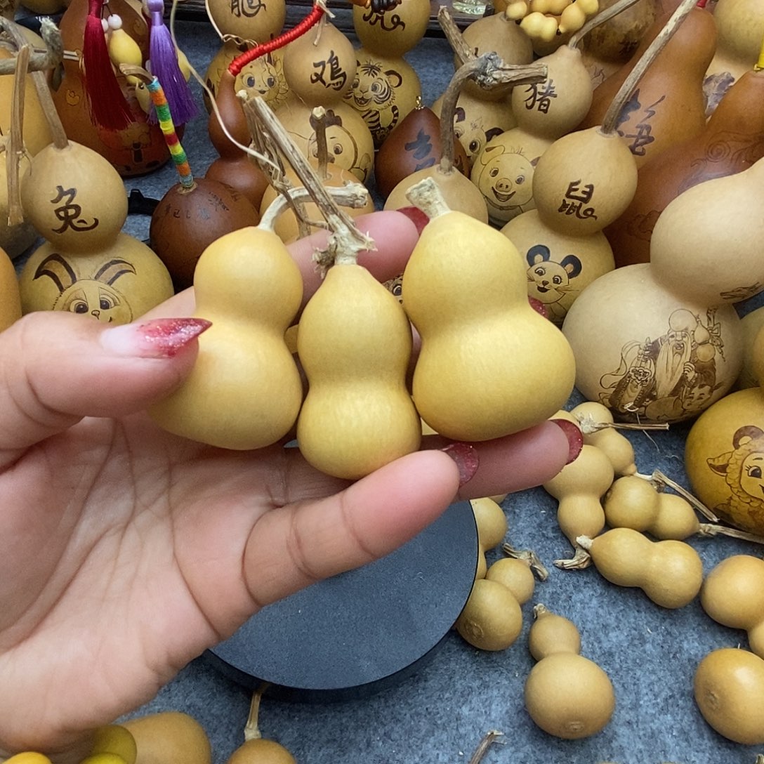 给***福葫芦工艺品装饰品