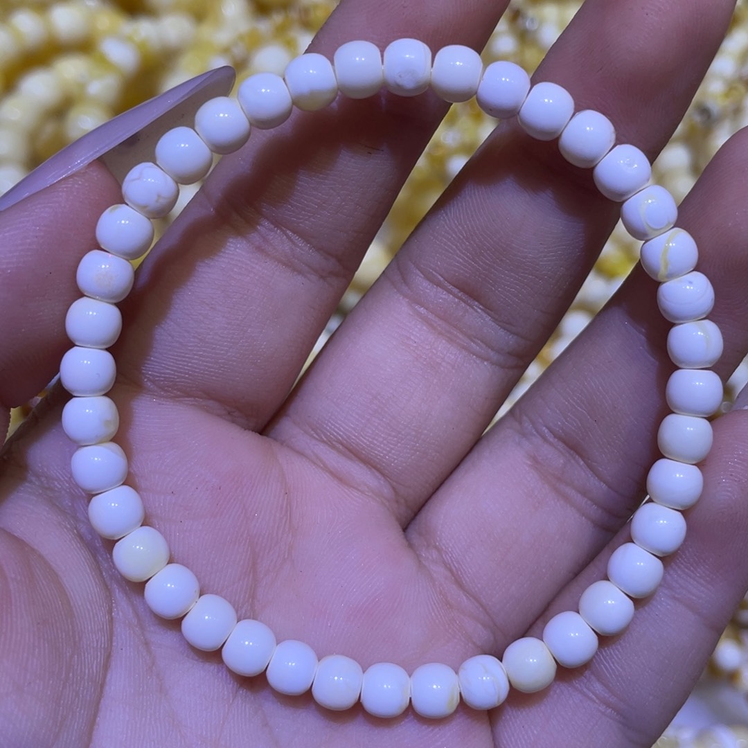 蜜蜡未镶嵌珠宝奇石5m