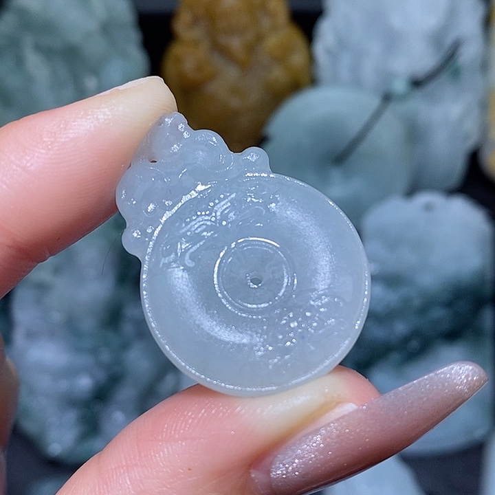 定制翡翠未镶嵌翡翠