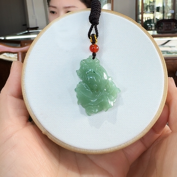 密玉（石英质玉）未镶嵌吊坠