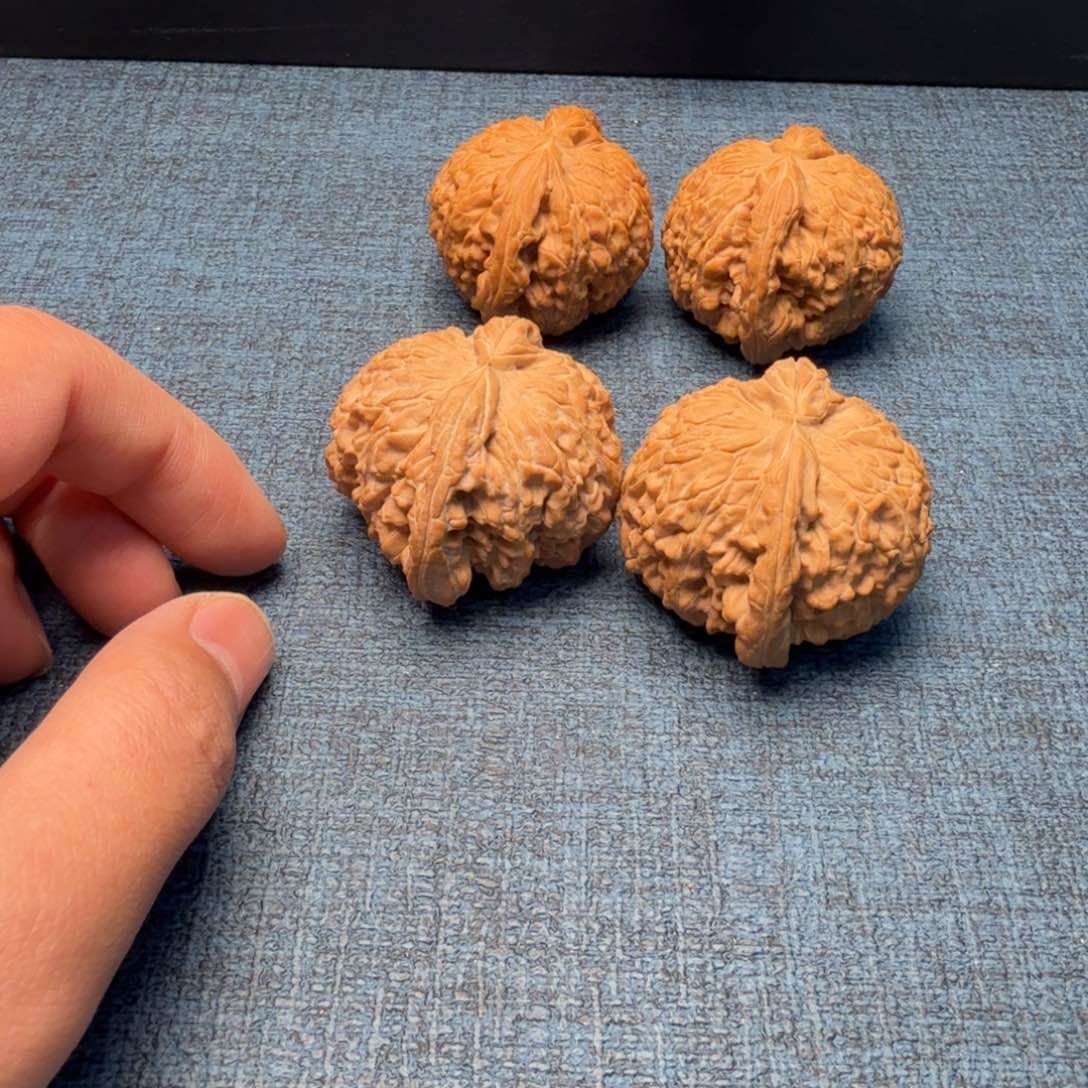 猴头核桃把件白狮子44尺寸