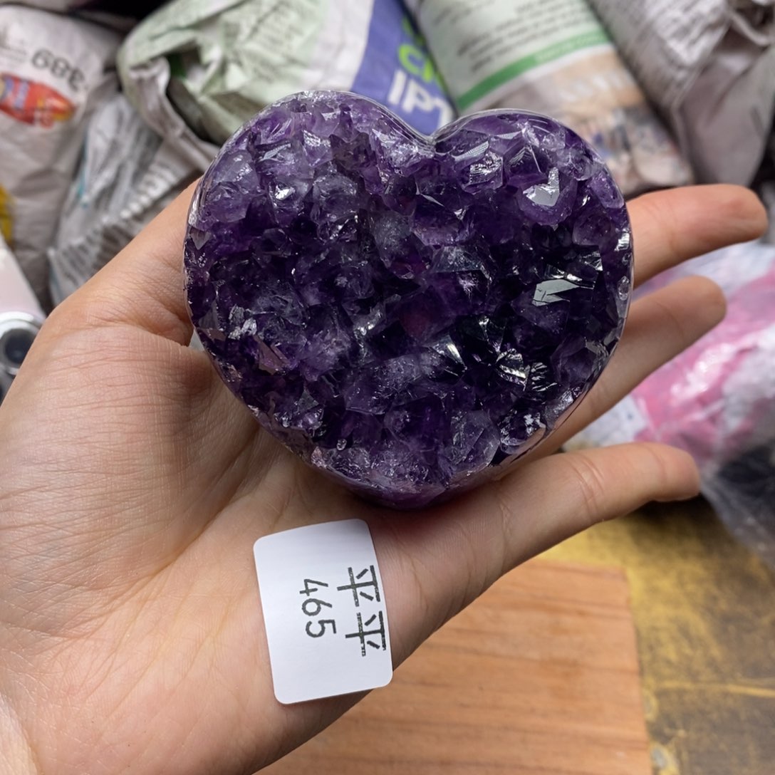 水晶乌拉圭未镶嵌