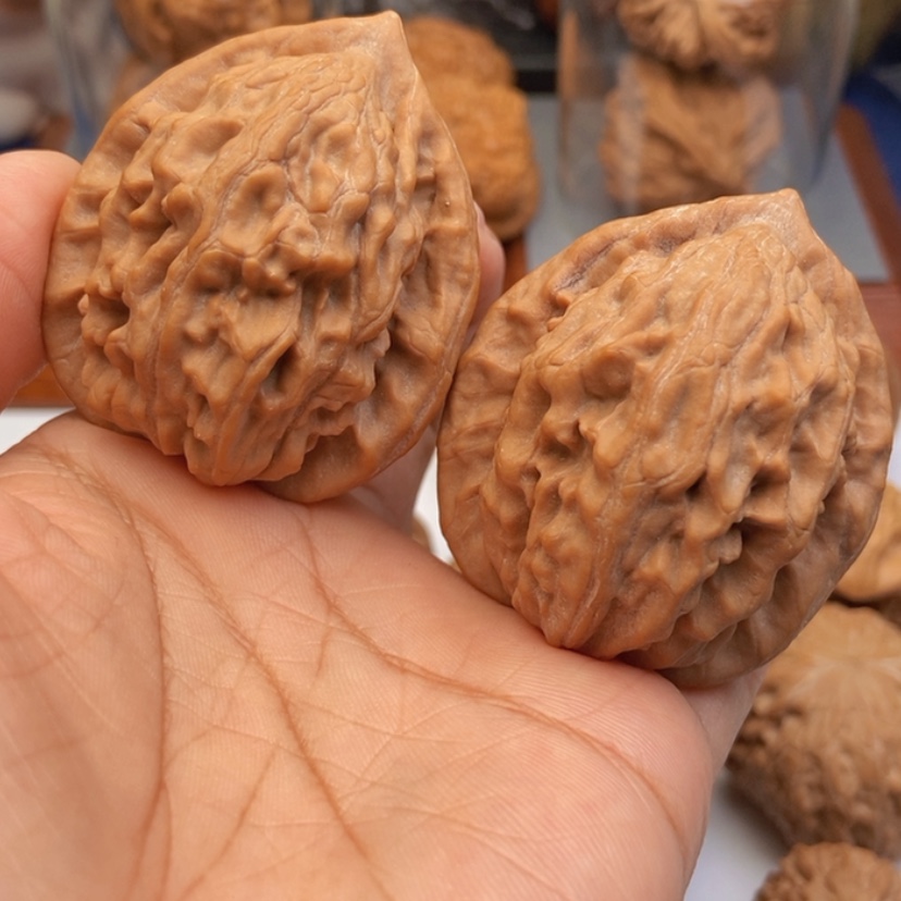 【闪购商品】文玩核桃把件浅*43大红袍全品