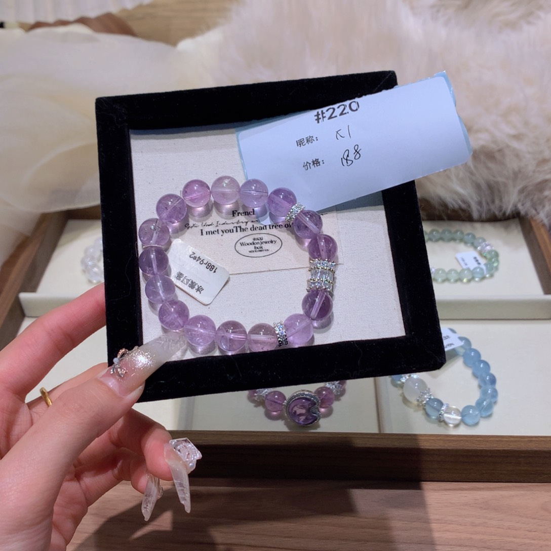 水晶手串未镶嵌小*妹220号