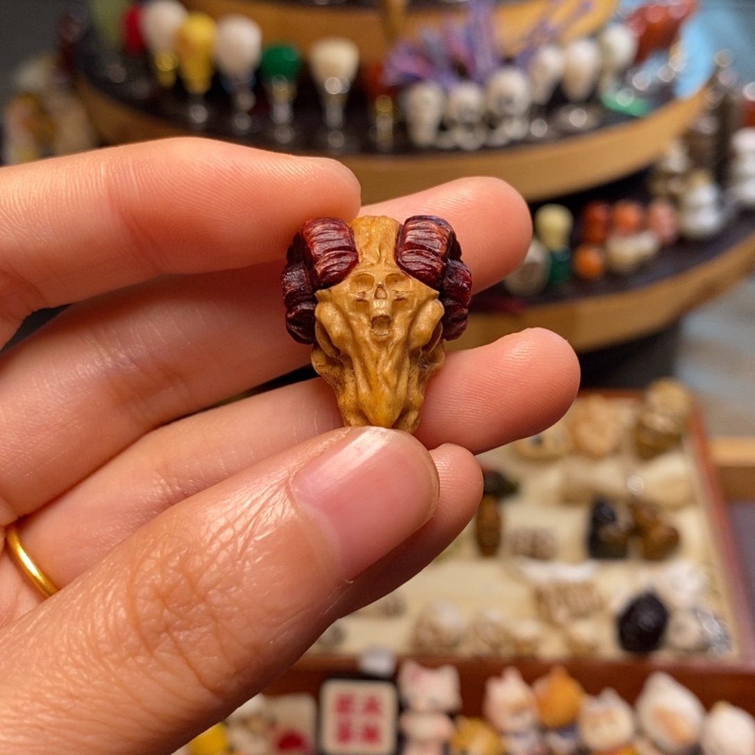 公***輝菩提籽类羊头三通