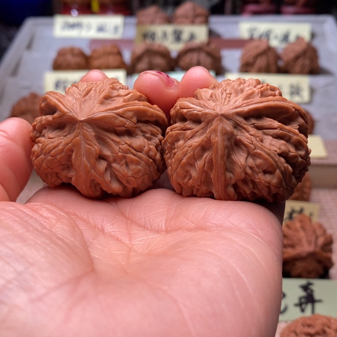 战***T文玩核桃把件三棱猫头鹰