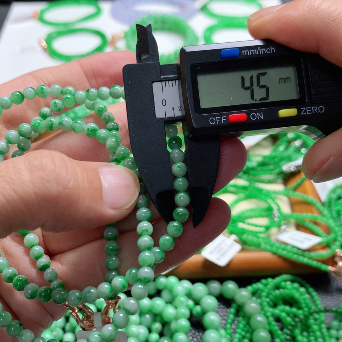 翡翠未镶嵌手链翡翠