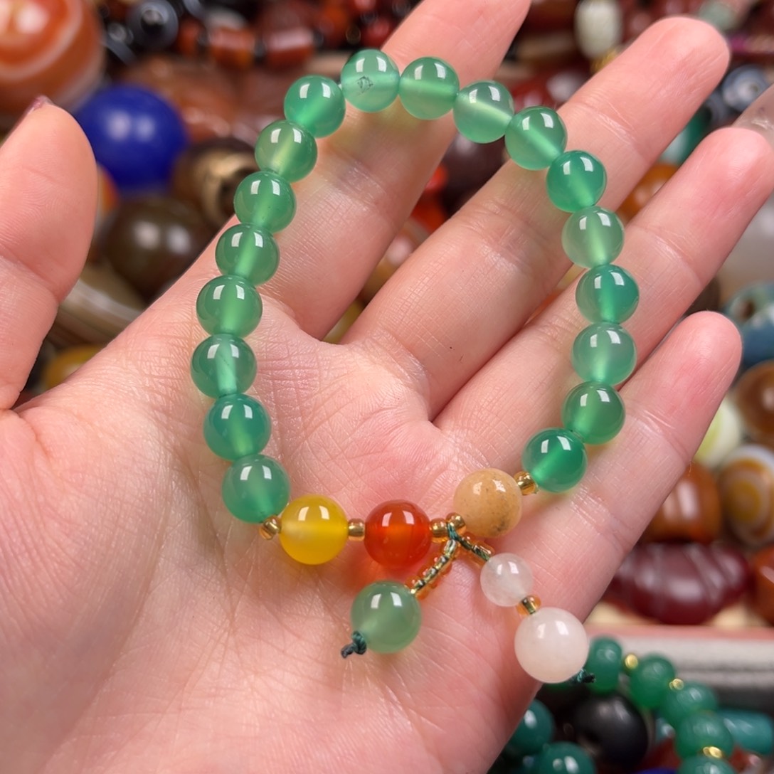 玛瑙/玉髓颈饰未镶嵌