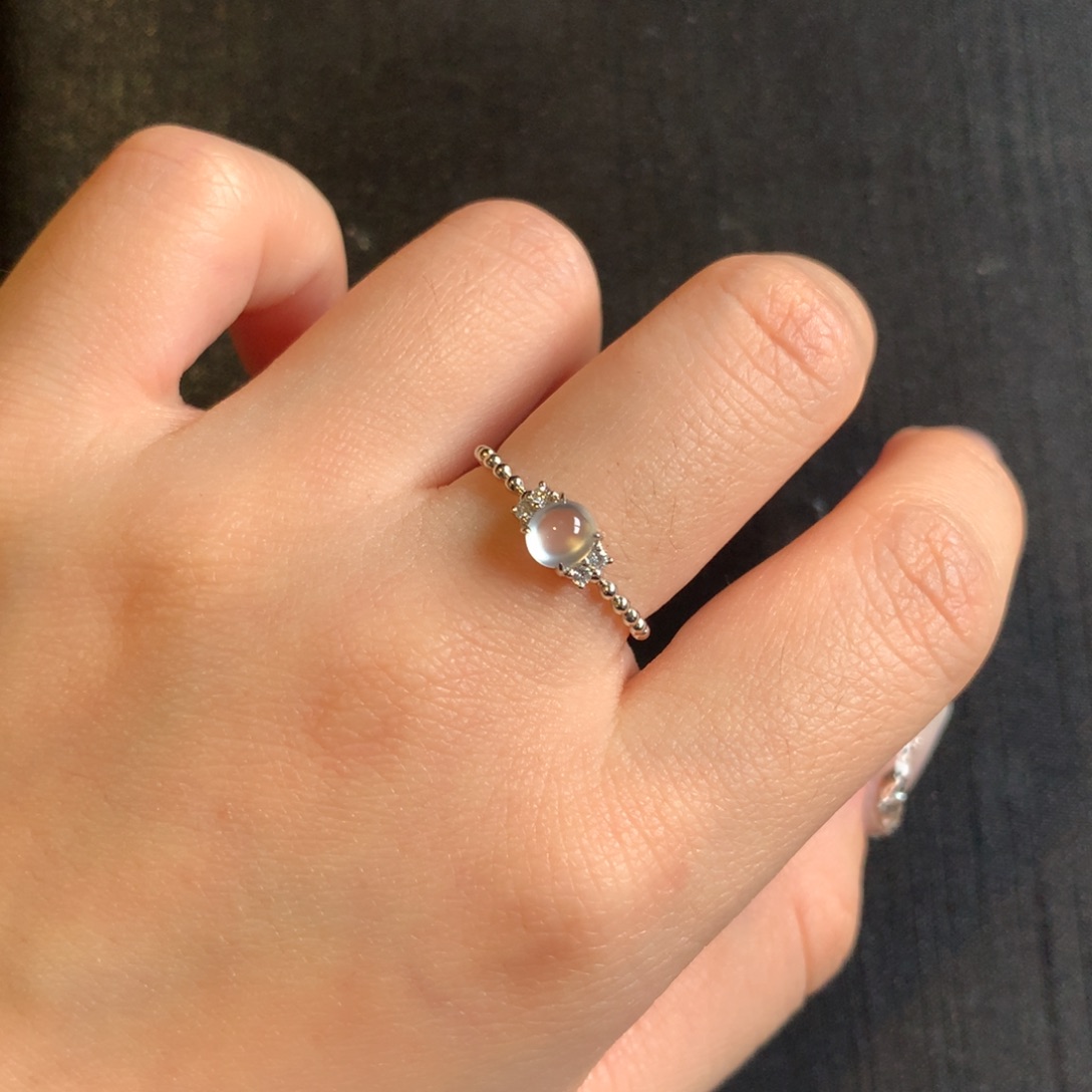 翡翠戒指18K金镶嵌天然翡翠