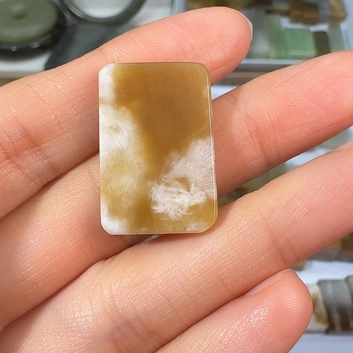 和田玉（糖玉）未镶嵌颈饰17264