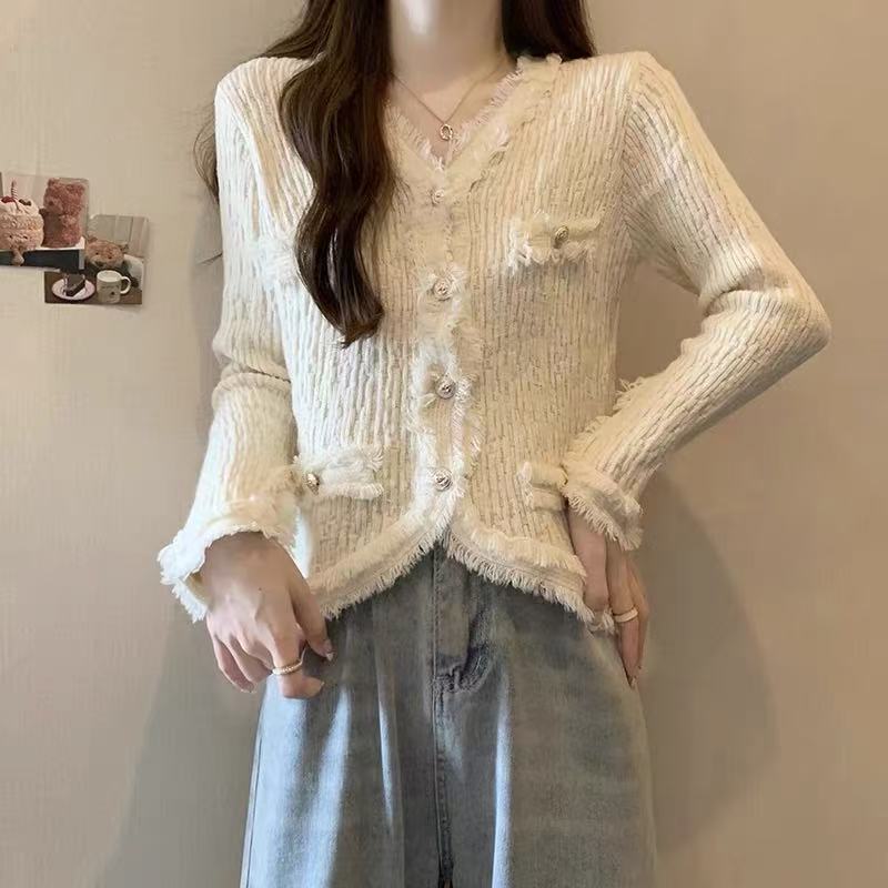 680 Y10法式小香风V领毛衣外套女秋季针织开衫显瘦上衣