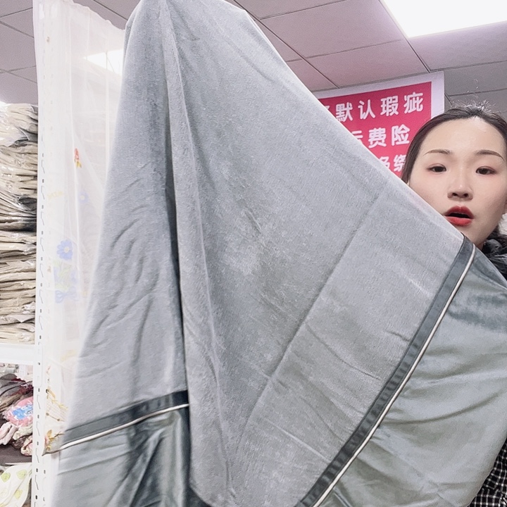 毛绒啦咯啦咯啦咯啦咯啦