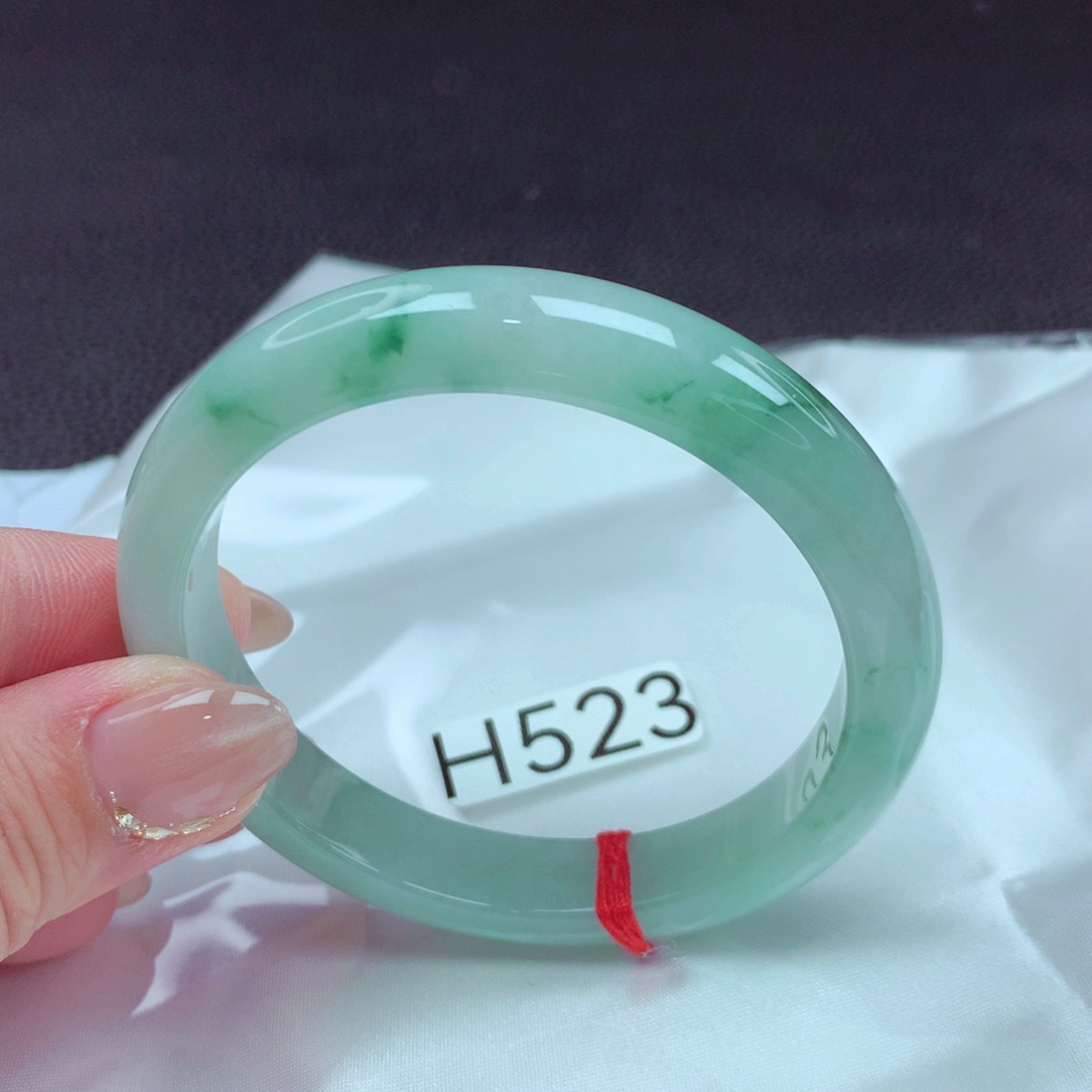 翡翠手镯未镶嵌手镯88