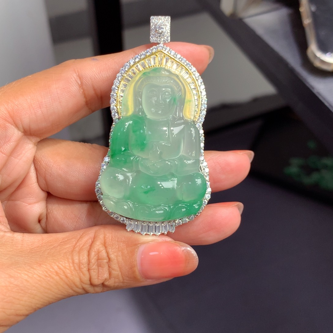 颈饰银S925镶嵌石英质玉（非洲翠）