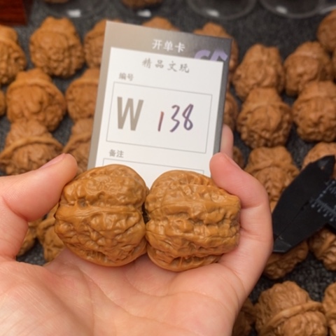 吊坠桃核我是第一百37