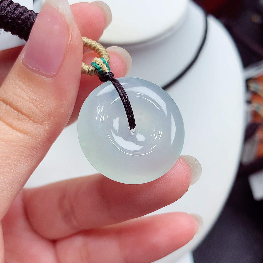 翡翠未镶嵌颈饰翡翠30，24.4/5.7