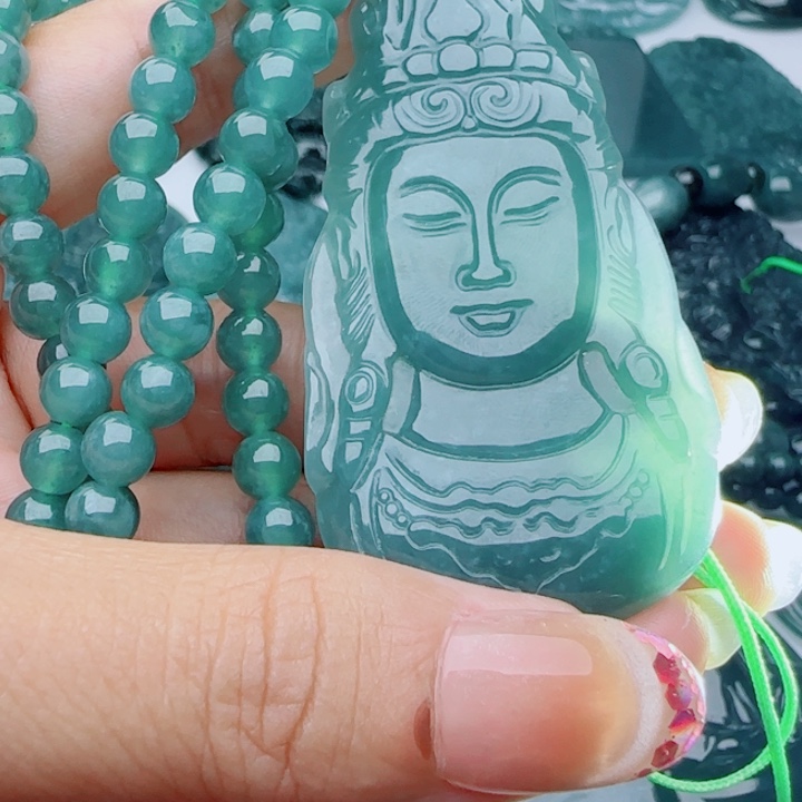 翡翠未镶嵌颈饰多样性发货天然A货翡翠