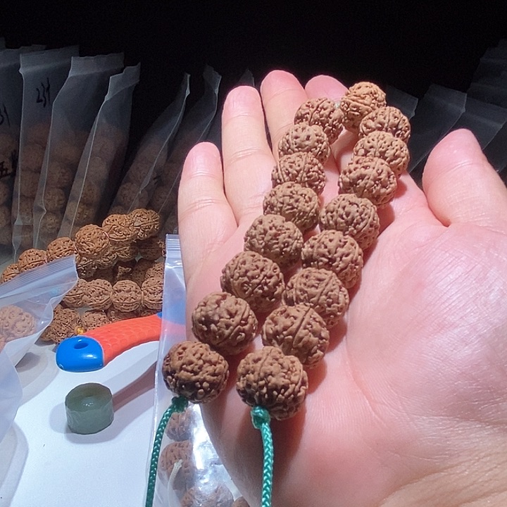 金刚菩提吊坠啥***～私人定制蜂王17mm
