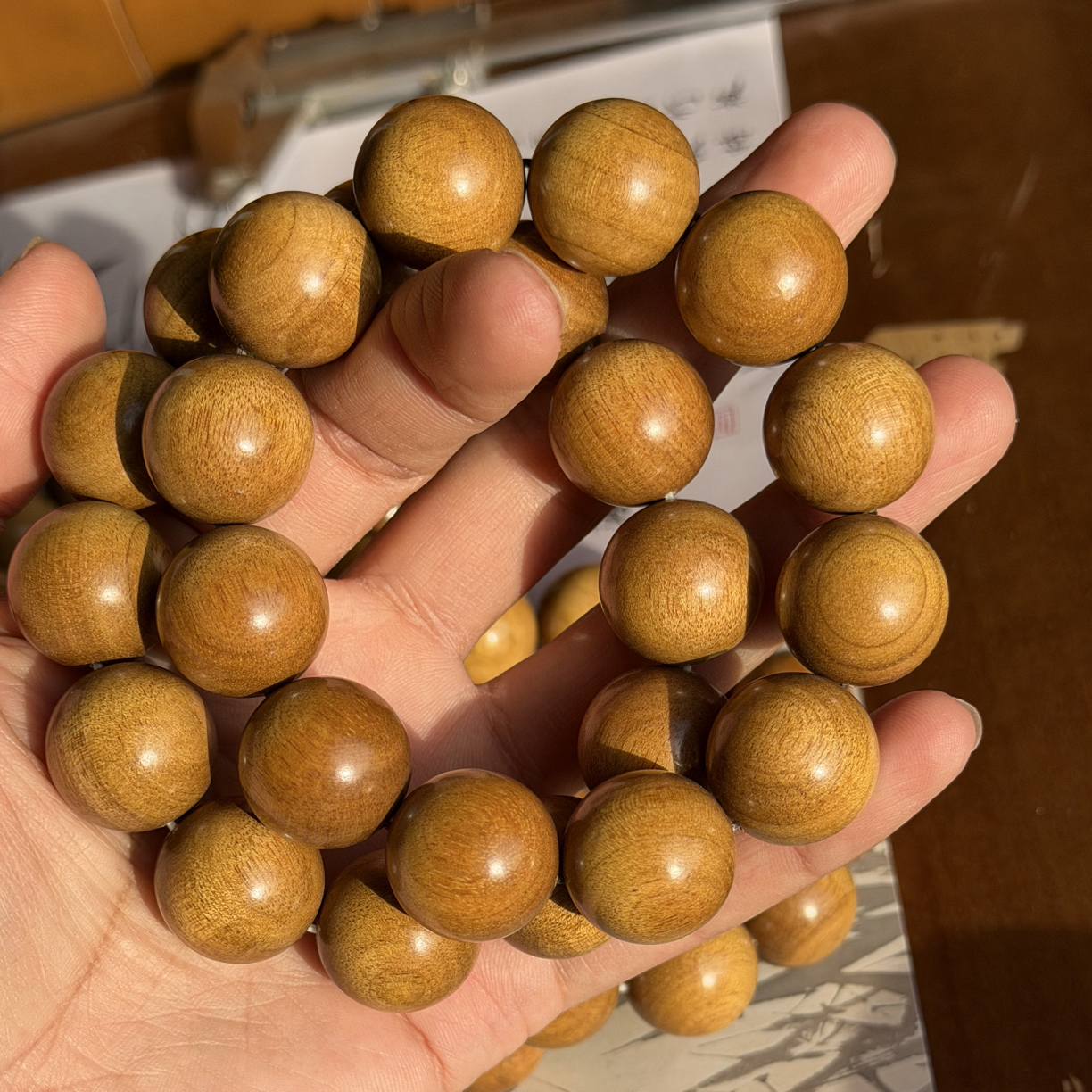 坡垒木2.0创意饰品 料质细腻老料子木质荧光效果超级好无科技保真