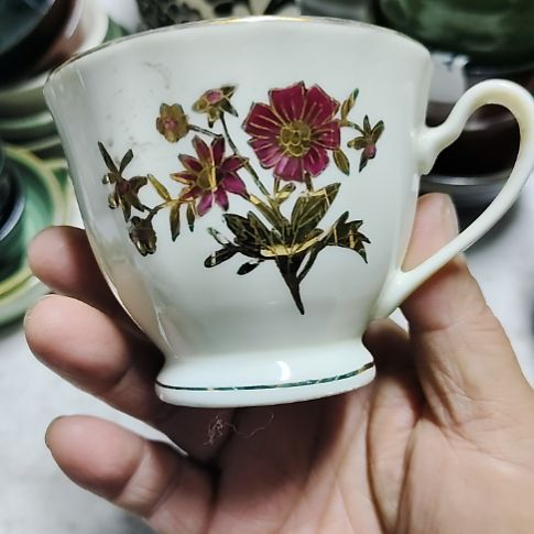 瓷片瓷器，各种摆件，瓷片，