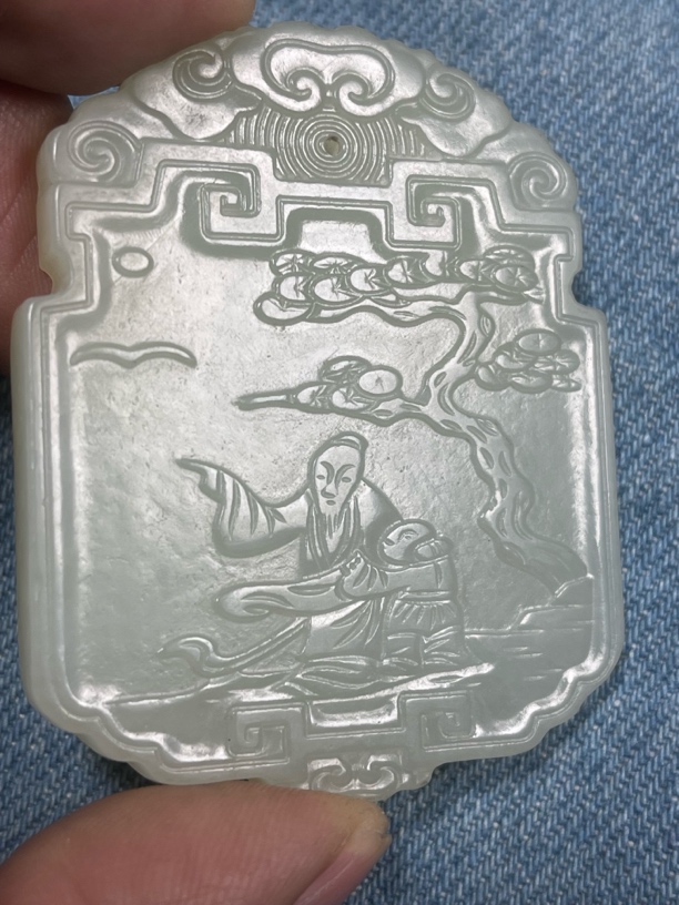 松下问童子牌子，材质，和田玉。 