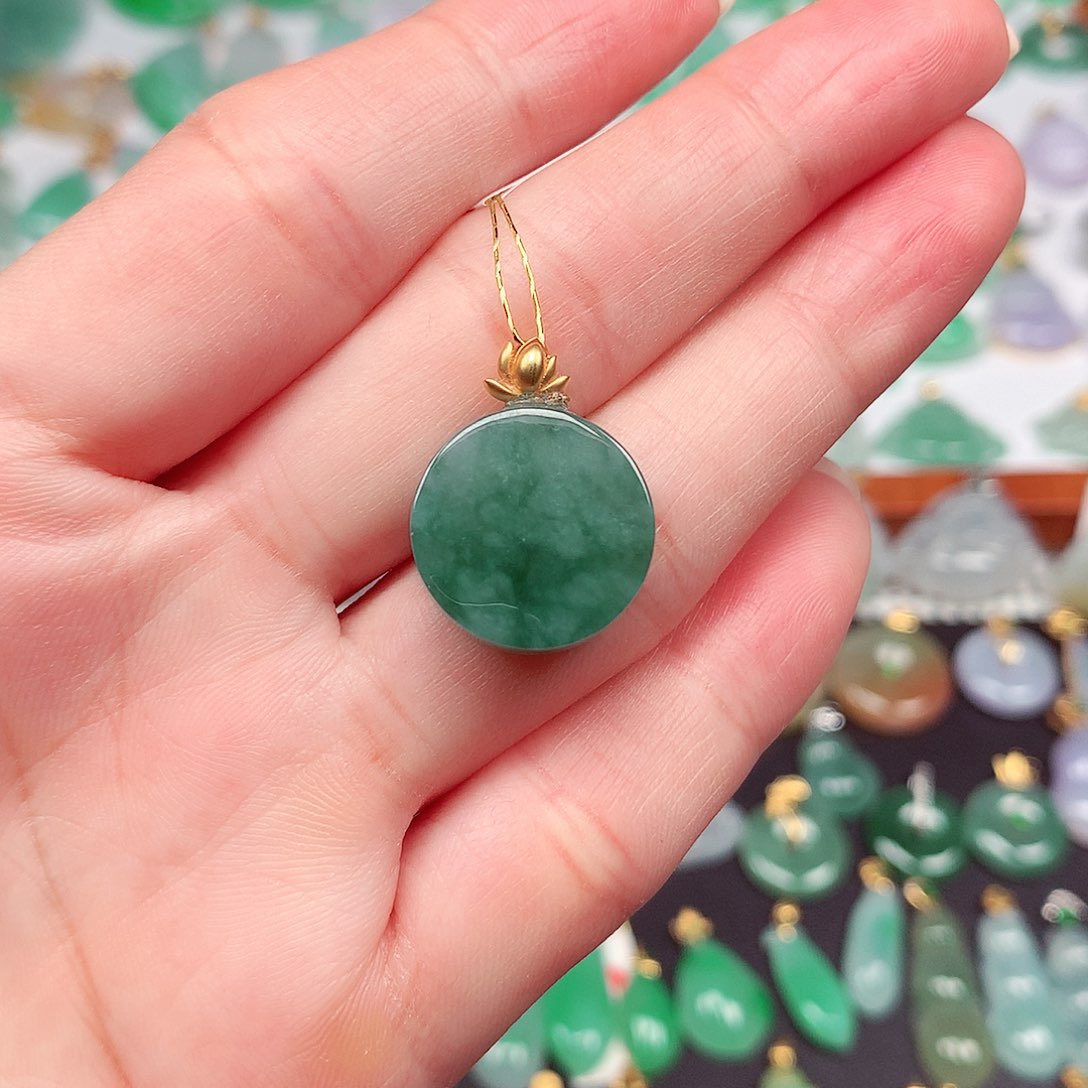 翡翠颈饰18K金镶嵌天然翡翠A货