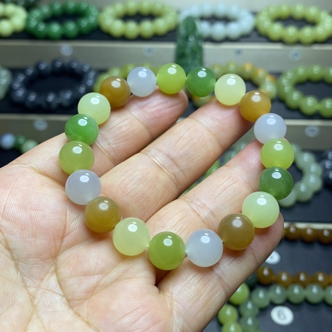 和田玉未镶嵌手串