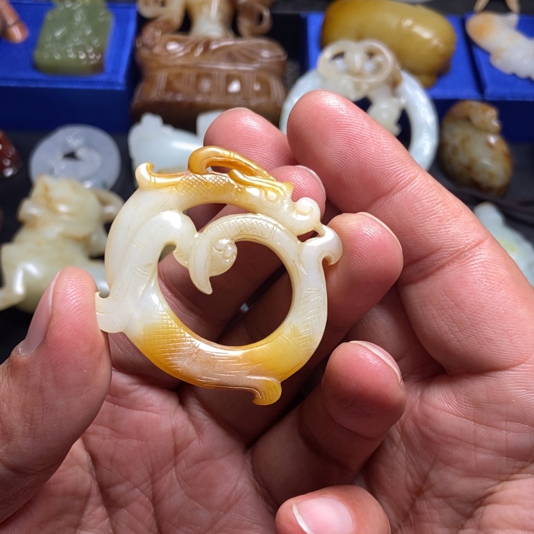 和田玉挂件未镶嵌