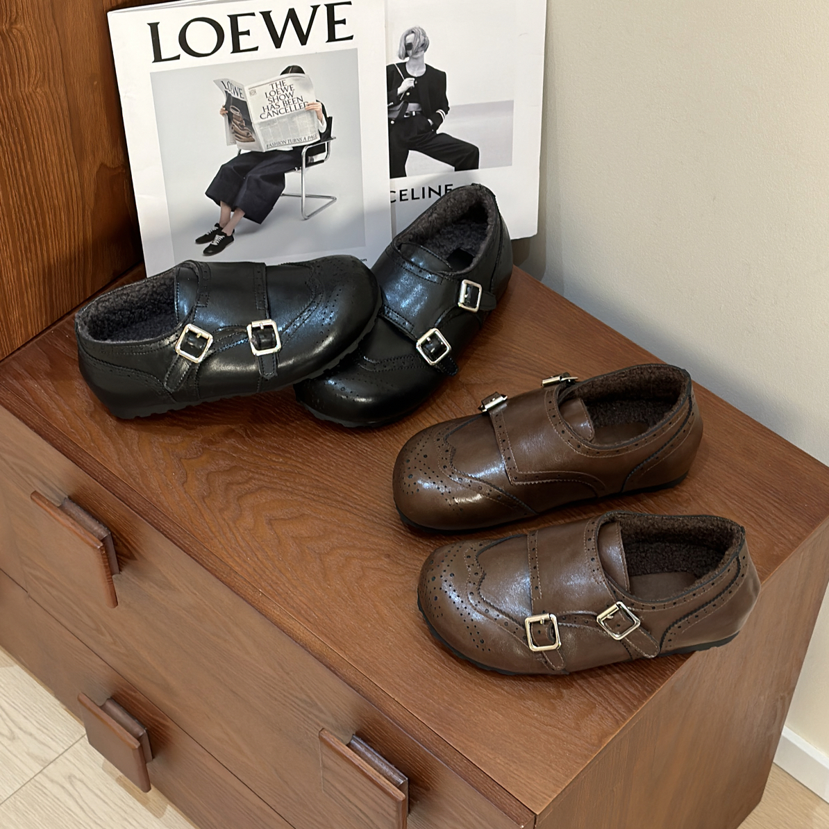 布洛克雕花小皮鞋女2025冬季新款复古内增高加绒毛毛勃肯鞋乐福鞋