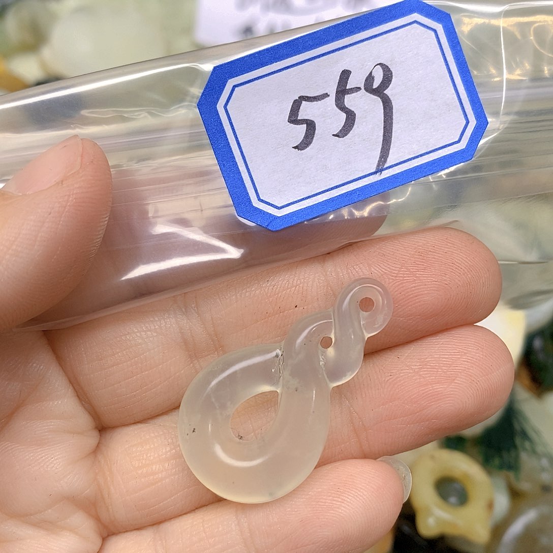 蛇纹石玉颈饰未镶嵌559