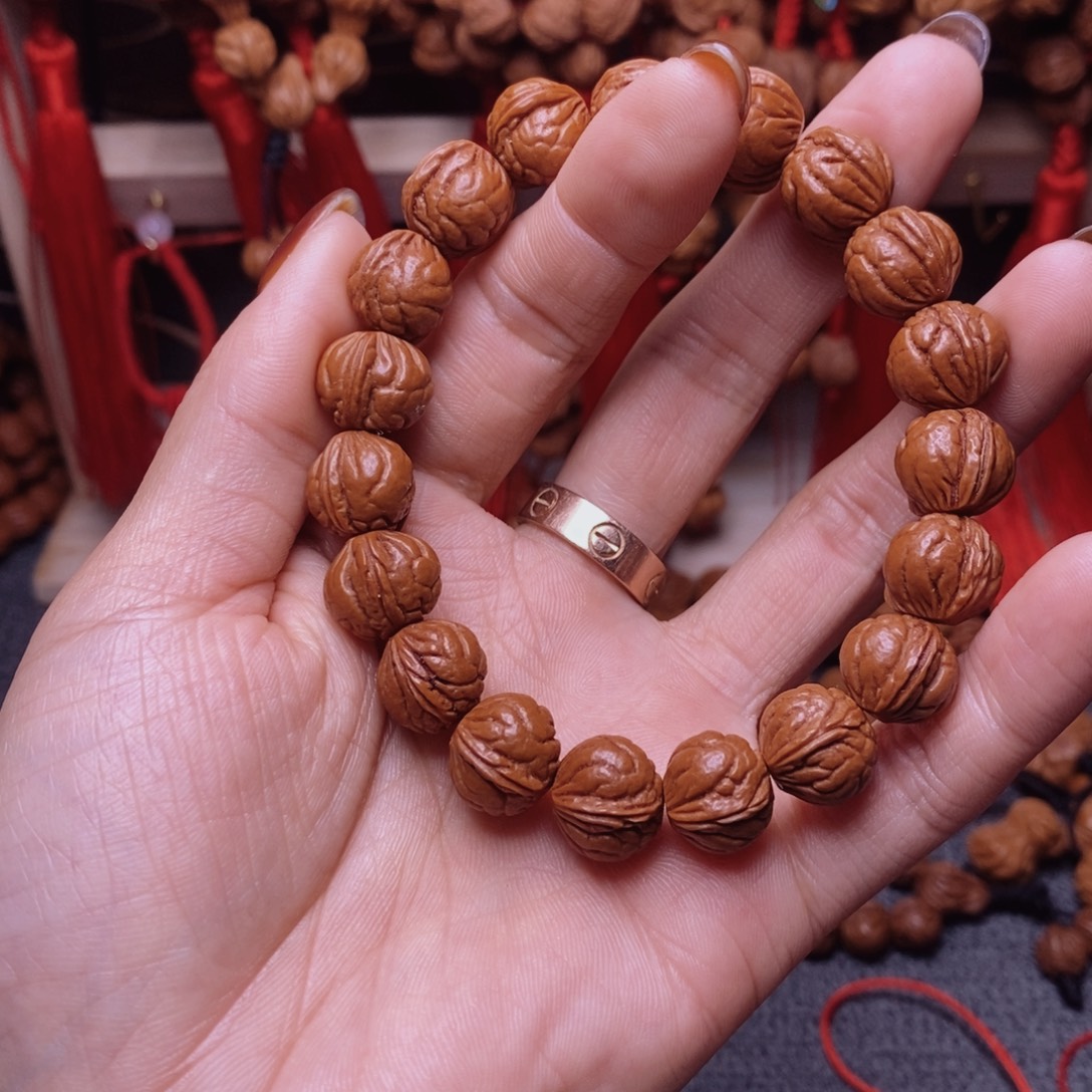 吊坠桃核龙纹桃枭