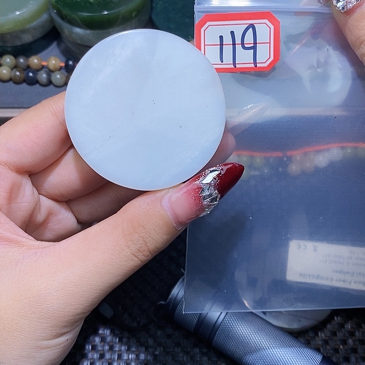 和田玉和田玉边角料随机发未镶嵌