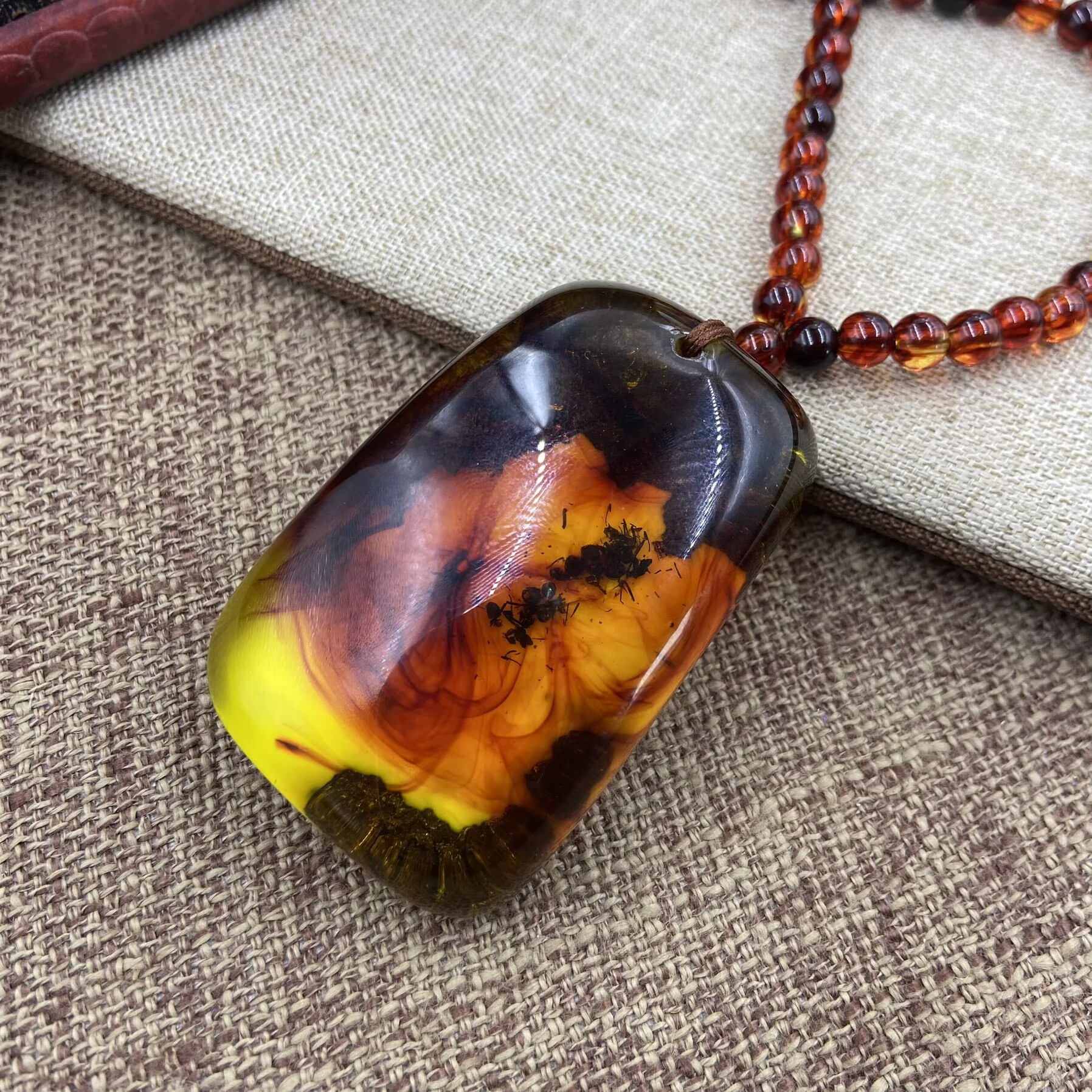 非金属珐琅吊坠 6179  精美时尚黄色方牌吊坠