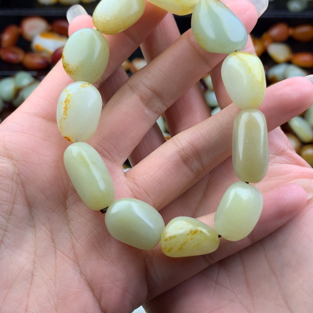 和田玉未镶嵌手链