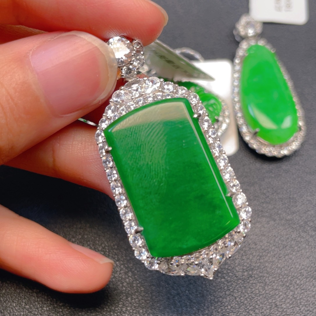 吊坠(不含链)银S925镶嵌翡翠