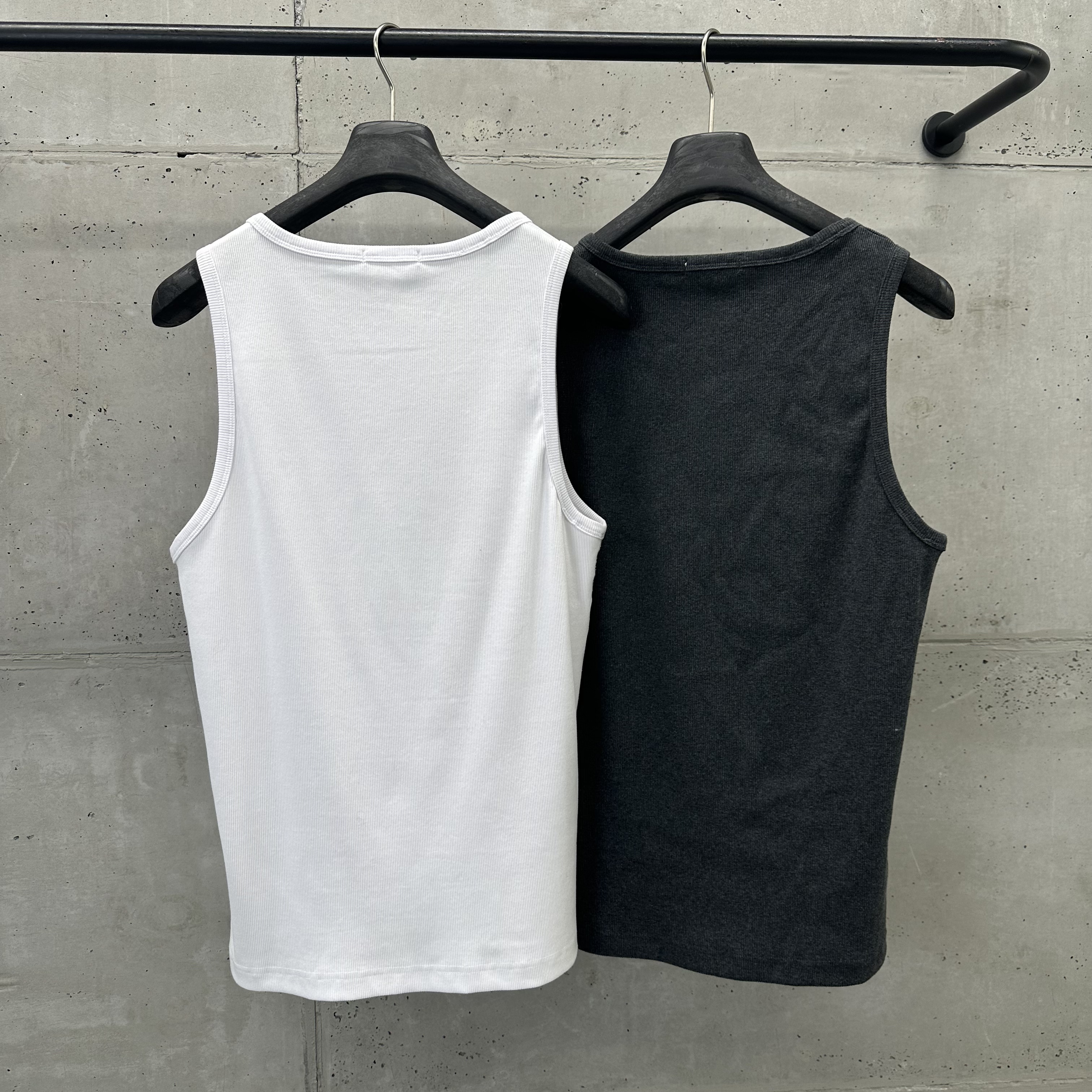 楠老板【新款】M运动针织打底前面logo基础背心