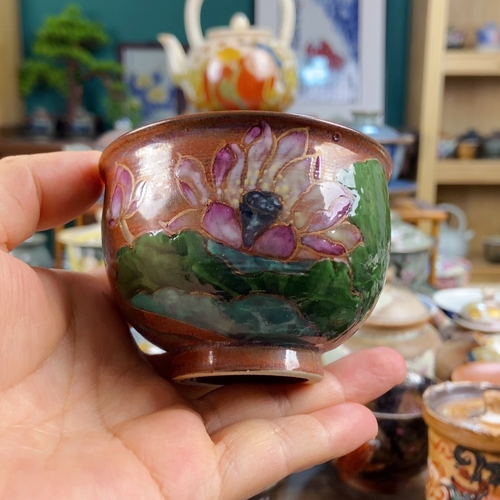 瓷片手工制作工艺精湛等特点