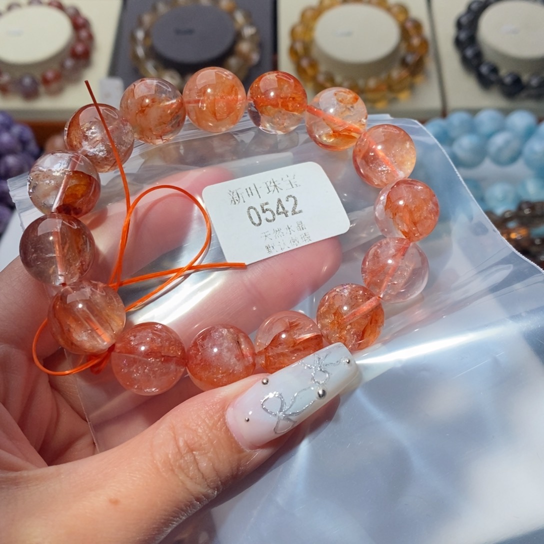 水晶手链未镶嵌V**J手链