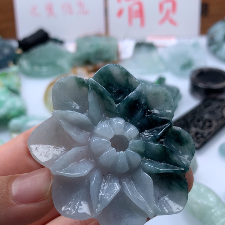 翡翠颈饰未镶嵌保真天然A货翡翠