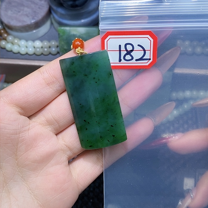 和田玉和田玉边角料随机发未镶嵌