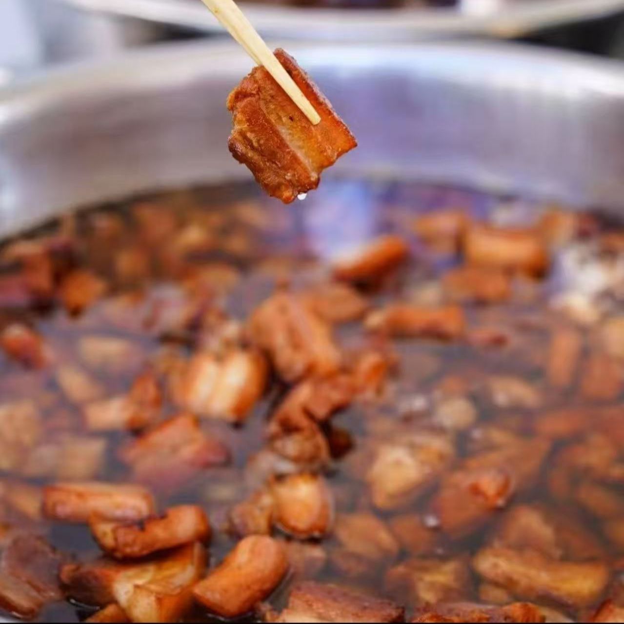 信阳特产农家土黑猪肉焖罐肉猪肉炖菜加热即食无添加半成品信阳菜