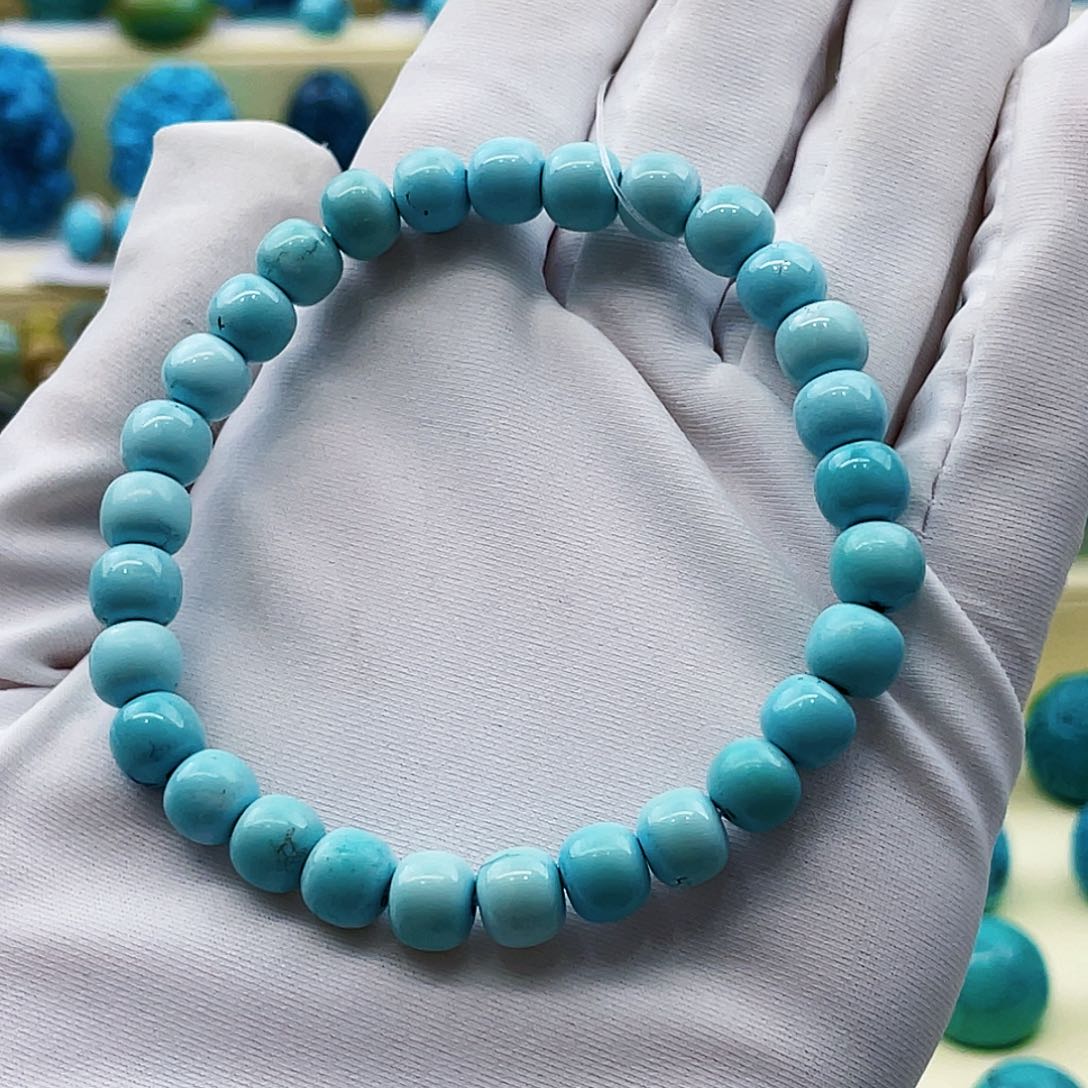 绿松石未镶嵌颈饰