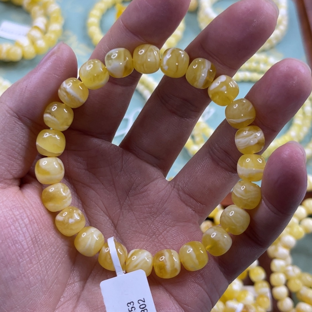 李***。蜜蜡未镶嵌珠宝奇石9.5mm